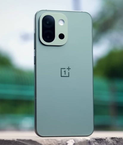 OnePlus 13s 2025